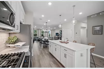 240 Warren Lane #11348, Schaumburg, IL 60193 - Photo 4