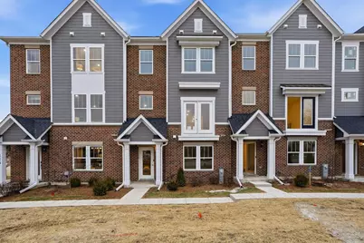 240 Warren Lane #11348, Schaumburg, IL 60193 - Photo 1