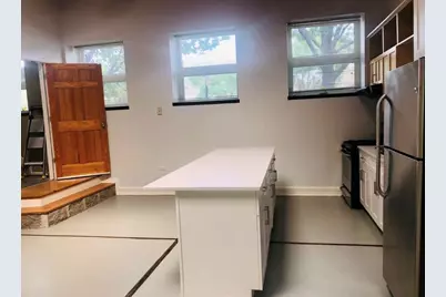 1835 S Loomis Street #LOFT, Chicago, IL 60608 - Photo 4