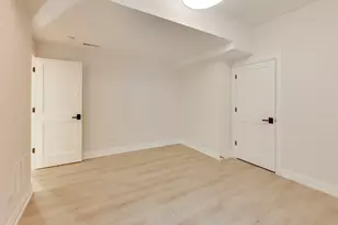 2938 Indianwood Rd, Wilmette, IL 60091 - Photo 48