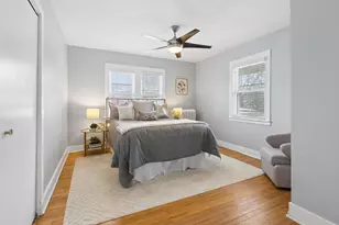 2233 W Greenleaf Ave, Chicago, IL 60645 - Photo 20