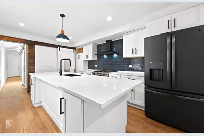 3341 W Iowa Street, Chicago, IL 60651 - Photo 8