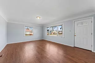 16426 Shirley Ct, South Holland, IL 60473 - Photo 4