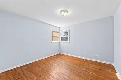 16426 Shirley Court, South Holland, IL 60473 - Photo 12