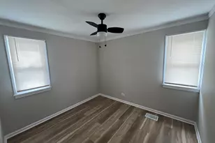 4813 W 102nd St, Oak Lawn, IL 60453 - Photo 8