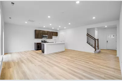 808 Lindsay Lane, West Dundee, IL 60118 - Photo 4