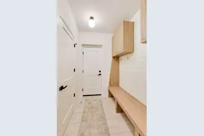 1107 Quassey Avenue, Lake Bluff, IL 60044 - Photo 12