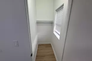 7717 N Sheridan Rd, Chicago, IL 60626 - Photo 10