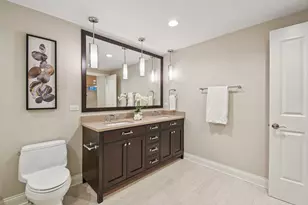 14 Briarwood Ln, Lincolnshire, IL 60069 - Photo 98