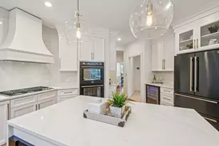 14 Briarwood Ln, Lincolnshire, IL 60069 - Photo 28