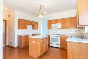 21539 W Empress Ln, Plainfield, IL 60544 - Photo 10