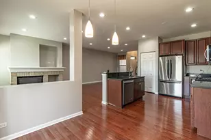 1858 Crenshaw Cir, Vernon Hills, IL 60061 - Photo 18