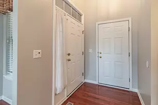 1858 Crenshaw Cir, Vernon Hills, IL 60061 - Photo 4