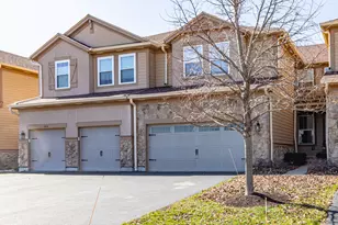 1858 Crenshaw Cir, Vernon Hills, IL 60061 - Photo 2