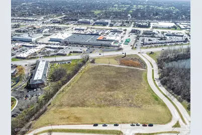 1S625 Oakbrook Lake, Oak Brook, IL 60523 - Photo 8