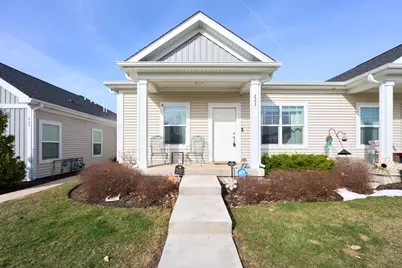 223 S Walnut Street, Cortland, IL 60112 - Photo 1