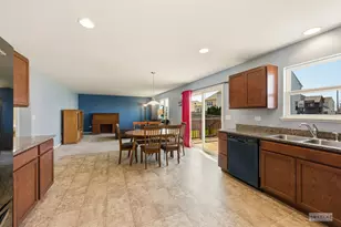 1811 Flagstone St, Joliet, IL 60431 - Photo 12