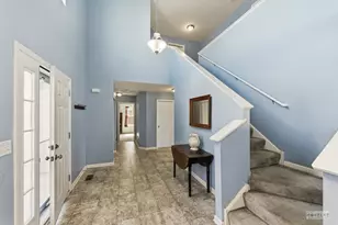 1811 Flagstone St, Joliet, IL 60431 - Photo 4