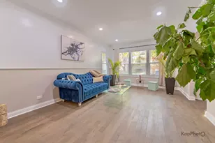 11935 S Stewart Ave, Chicago, IL 60628 - Photo 4