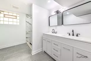 11935 S Stewart Ave, Chicago, IL 60628 - Photo 20