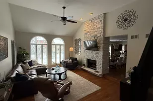 4948 145th St, Midlothian, IL 60445 - Photo 2