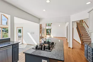 641 Mason Ln, Lake in the Hills, IL 60156 - Photo 18