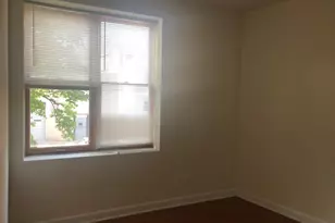 1533 W Hollywood Ave, Chicago, IL 60660 - Photo 14