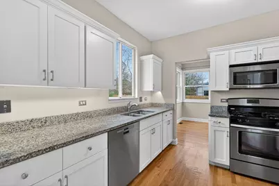 702 Pinehurst Drive, North Aurora, IL 60542 - Photo 14