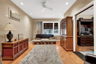 3841 S Lowe Ave, Chicago, IL 60609 - Photo 2