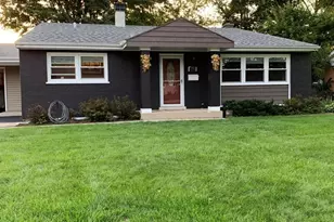 474 Linn Ave, Crystal Lake, IL 60014 - Photo 2