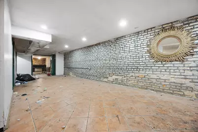 3143 S Giles Avenue, Chicago, IL 60616 - Photo 20