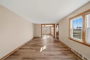 4126 W Il Rt 64, Mount Morris, IL 61054 - Photo 4