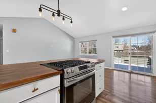 1333 Purdue Ave, Naperville, IL 60565 - Photo 18