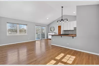 1333 Purdue Avenue, Naperville, IL 60565 - Photo 8