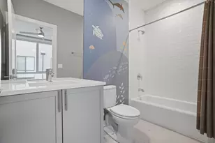 2527 W Homer St, Chicago, IL 60647 - Photo 22