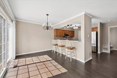 2707 Cobblestone Drive #END, Crystal Lake, IL 60012 - Photo 10