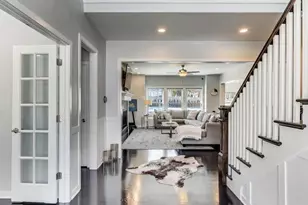 10S330 Oneill Dr, Burr Ridge, IL 60527 - Photo 2