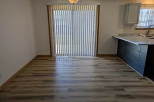 356 Lakewood Dr, Antioch, IL 60002 - Photo 6