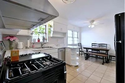 2743 N 72nd Court, Elmwood Park, IL 60707 - Photo 16