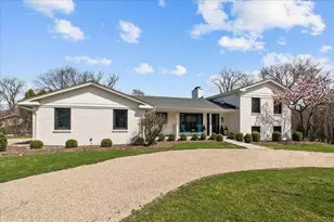 1975 Valley View Rd, Northfield, IL 60093 - Photo 2