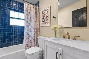 1975 Valley View Rd, Northfield, IL 60093 - Photo 22