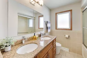 10649 S 81st Ave S, Palos Hills, IL 60465 - Photo 18