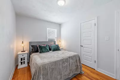 923 Marshall Avenue, Bellwood, IL 60104 - Photo 6