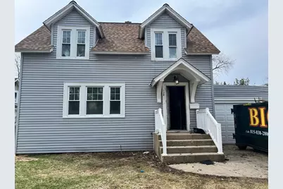 138 N Smith Street, Aurora, IL 60505 - Photo 1