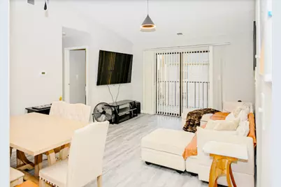 2028 N Rand Road, Palatine, IL 60074 - Photo 6