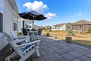 1205 Ardmoor Dr, Crystal Lake, IL 60012 - Photo 16