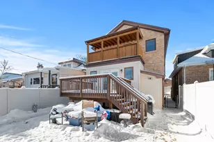 3015 N 76th Ct, Elmwood Park, IL 60707 - Photo 22