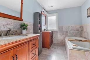 3015 N 76th Ct, Elmwood Park, IL 60707 - Photo 12