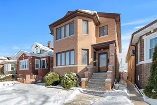 3015 N 76th Ct, Elmwood Park, IL 60707 - Photo 1