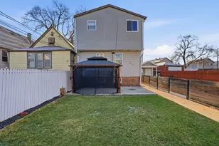 10046 S Commercial Ave, Chicago, IL 60617 - Photo 26